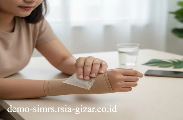 Peregangan Pergelangan Tangan untuk Mencegah Cedera akibat Aktivitas Digital